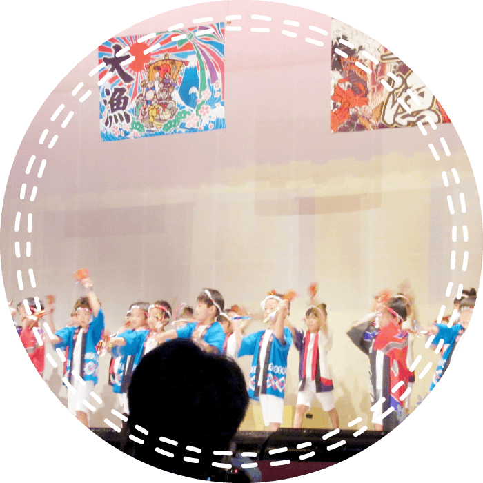 福祉施設や幼稚園と交流